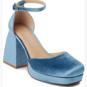 Blue Velvet COCONUTS by Matisse Pumps